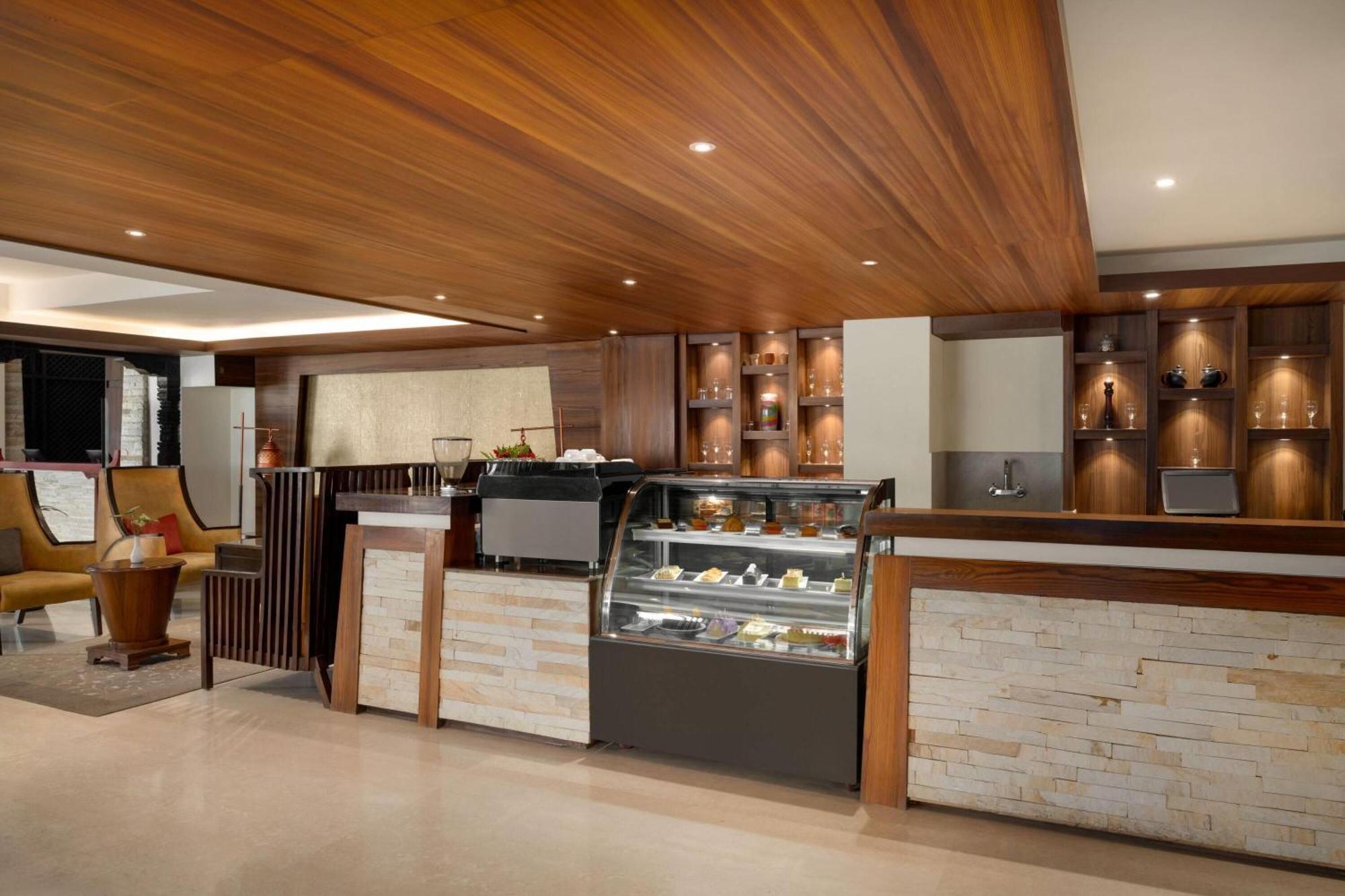 Hotel Ramada By Wyndham Kathmandu Dhumbarahi Zewnętrze zdjęcie