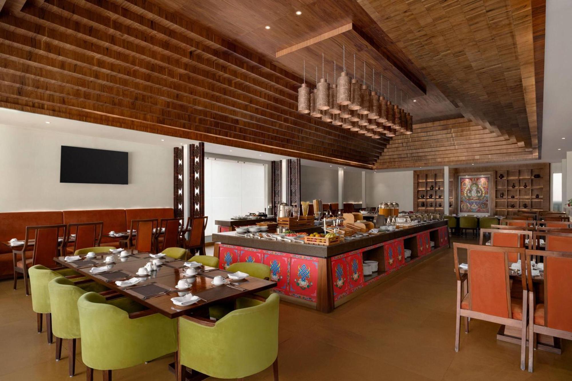 Hotel Ramada By Wyndham Kathmandu Dhumbarahi Zewnętrze zdjęcie
